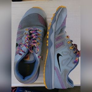 Nike Women's Shoes size 9.5